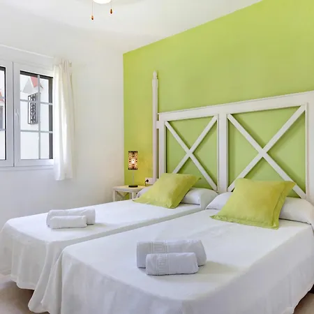 Lägenhet Playa Gold By Menorca Vacations Son Bou